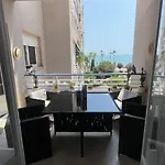 Face à La Appartement *